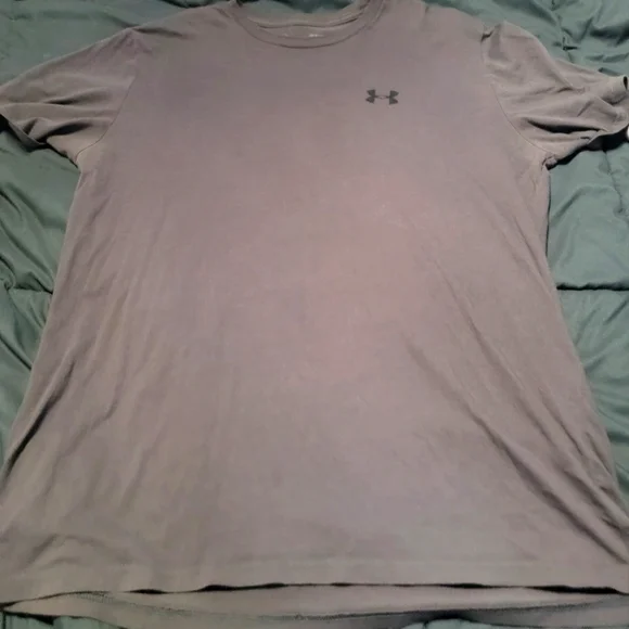 UA shirt - Picture 1 of 2